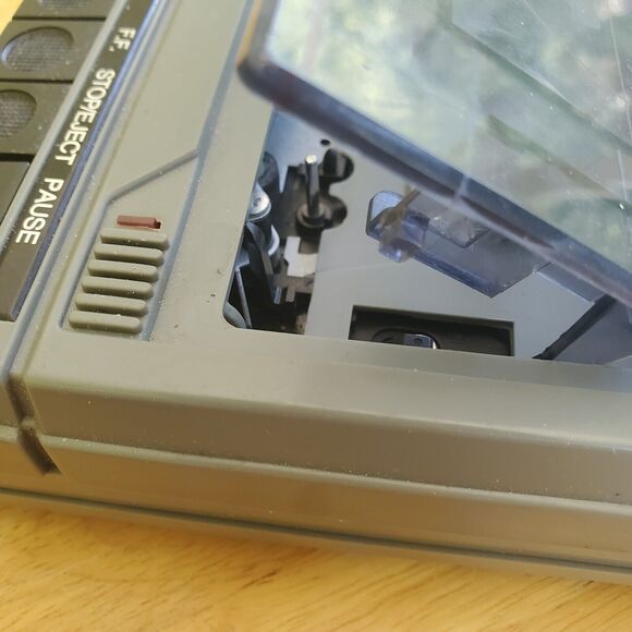 Schoolmate Slim Line Vintage Cassette Recorder Works Model HA-802 MPC-785 AC/DC - Picture 8 of 8